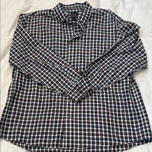 Joseph A Banks. Men's Traveler’s Collection Checkered Shirt - Blue and White